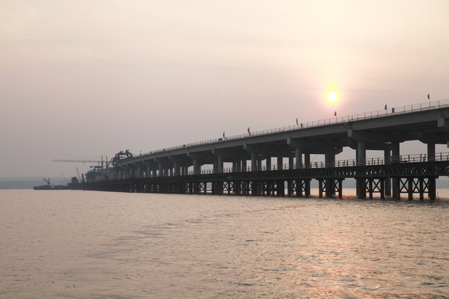 1481861224115122.jpg 建設中的南漪湖特大橋 640.jpg